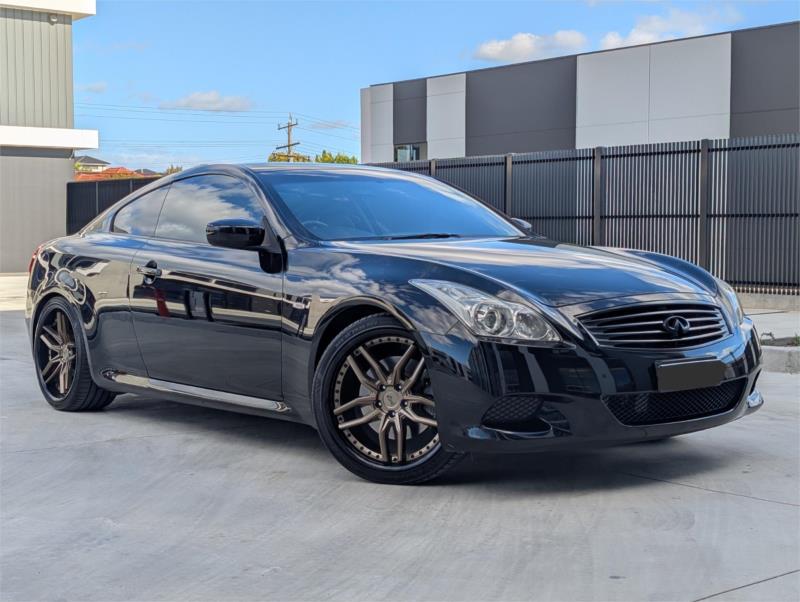 2010 Nissan Skyline Coupe 370GT Type P CKV36